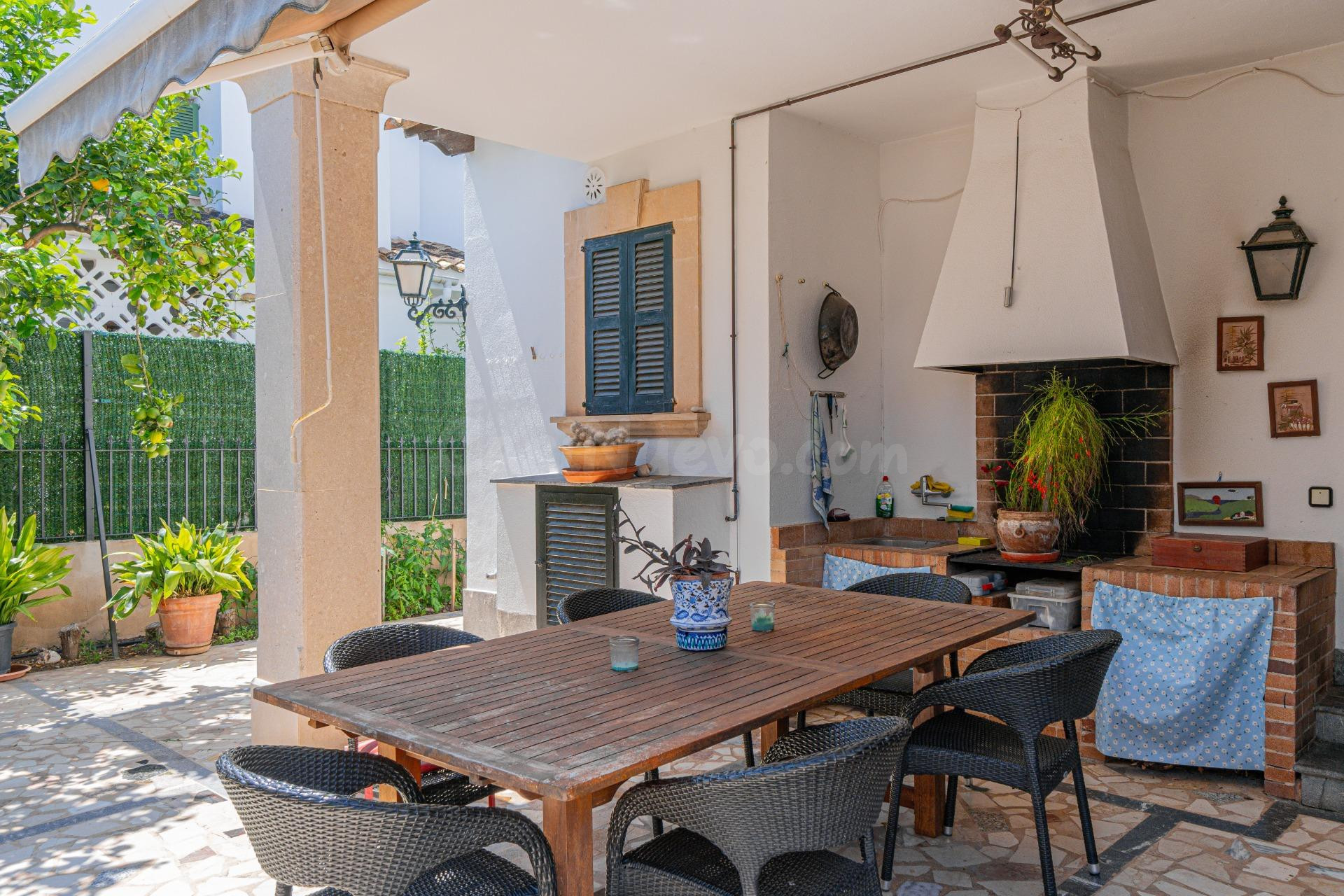 CHALET UNIFAMILIAR DUPLEX, CON PISCINA Y PARKING, EN PONT DI - foto 5