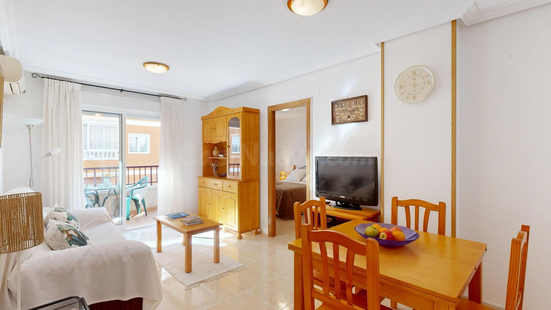 Piso con encanto en Torrevieja, a solo 7 min de las playas y piscinas naturales