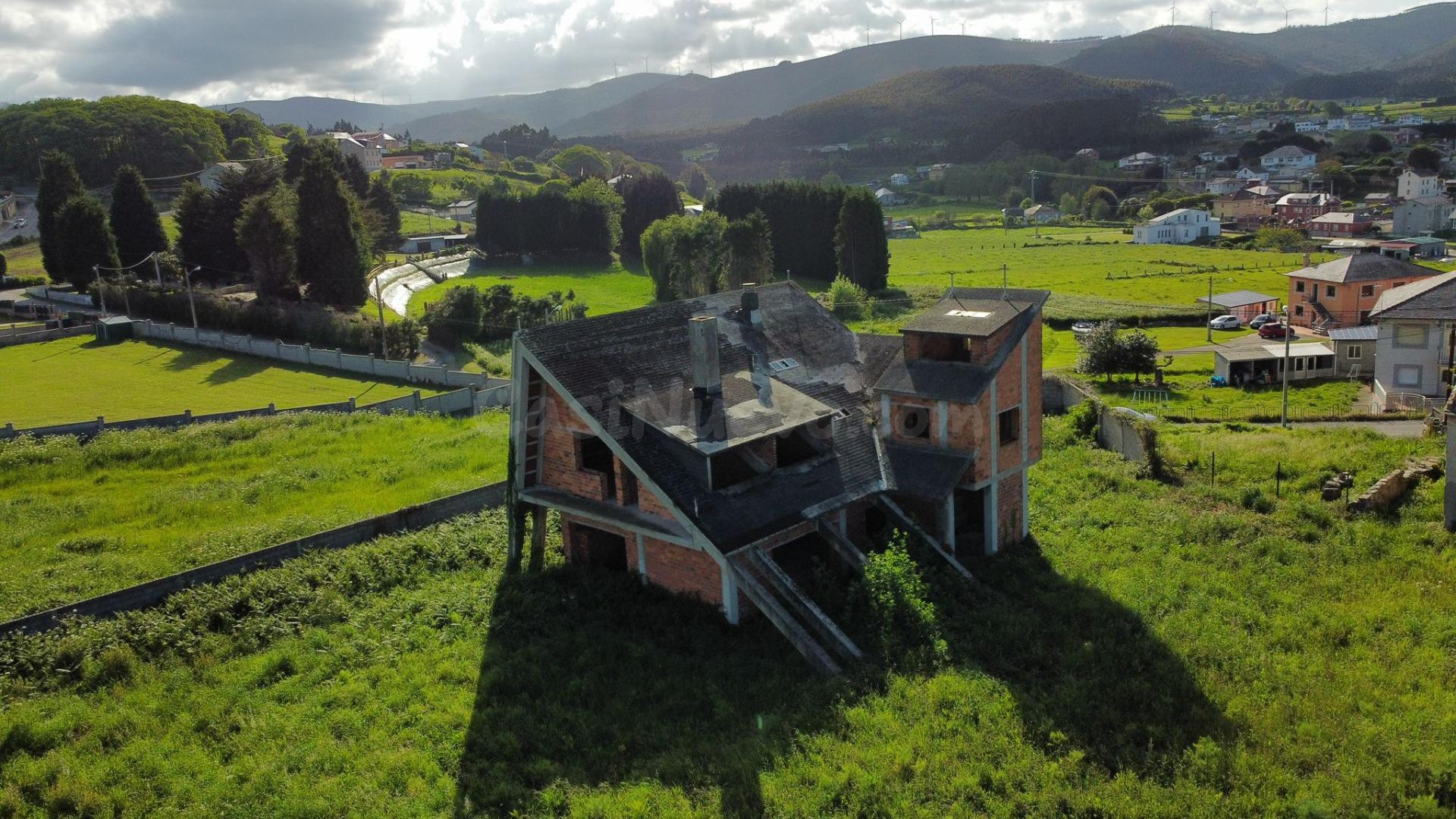 Finca y casa en construcción Cangas de Foz - foto 5