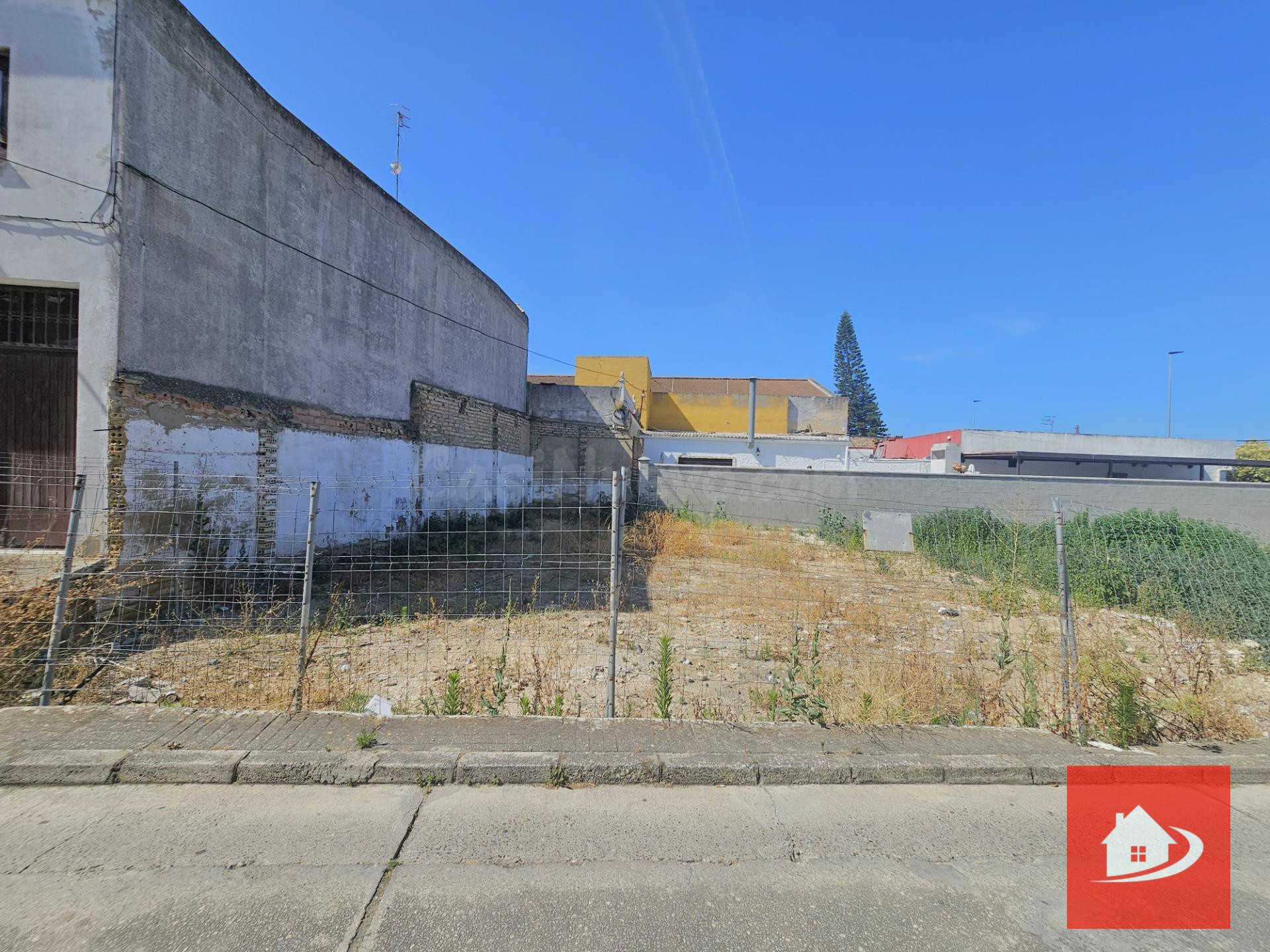 PARCELA URBANA EN ZONA AVENIDA DE HUELVA - foto 3