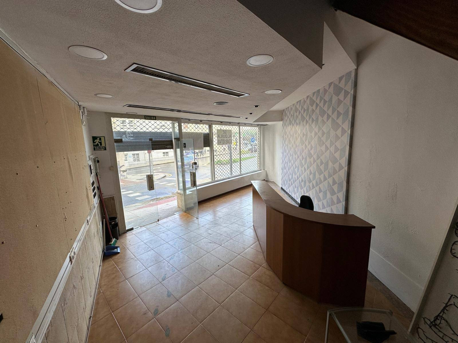 ¡Local en Venta en Rúa Cidade de Viveiro, Lugo! - foto 3