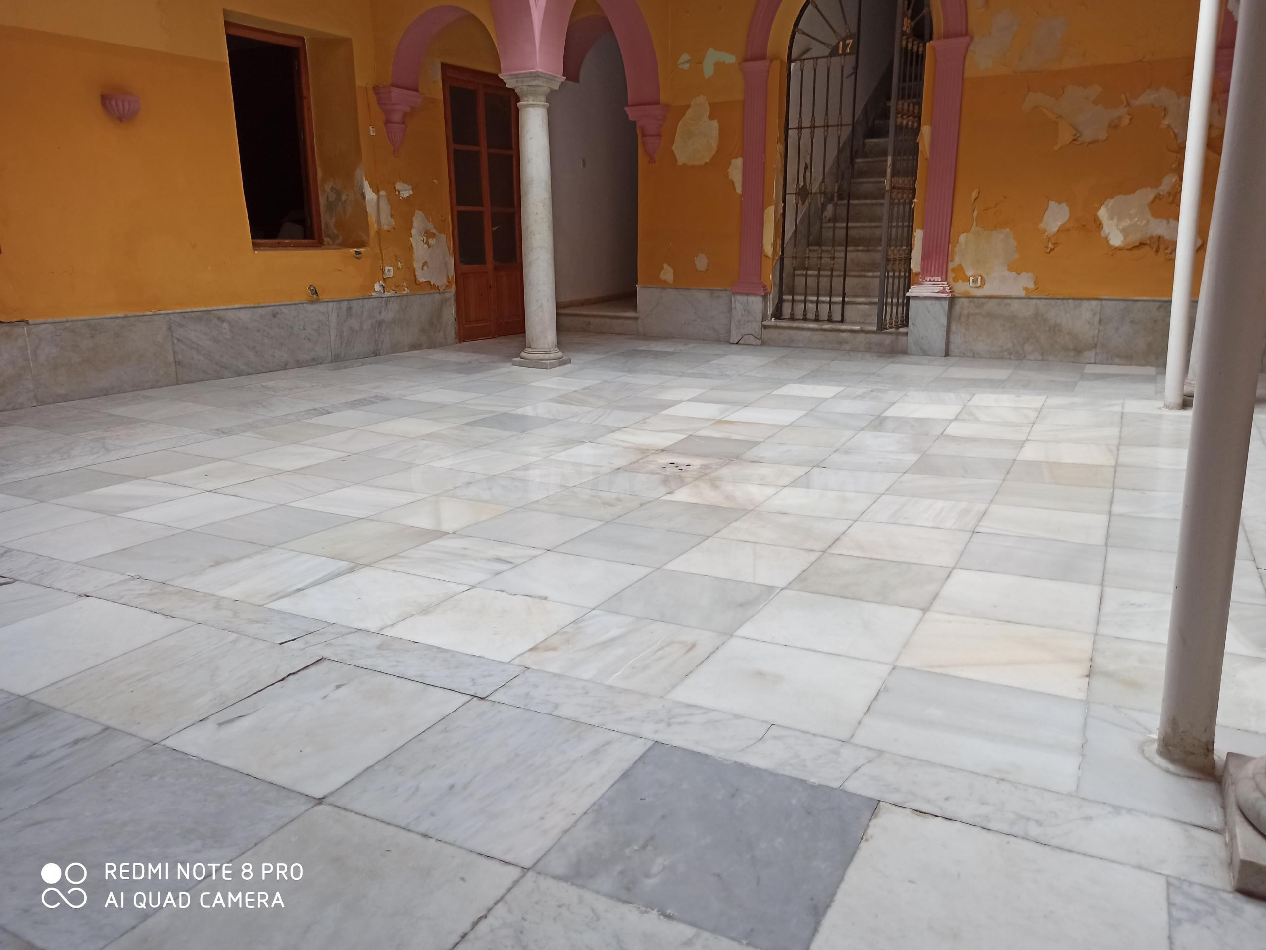 AMPLIA CASA INDEPENDIENTE EN EL BARRIO SAN MIGUEL - foto 4