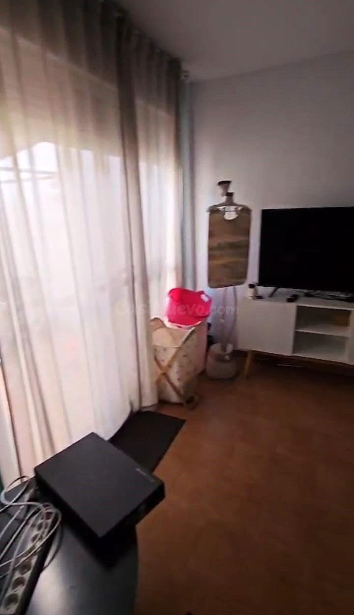 🏡 Chalet adosado con piscina en urbanización privada – Villa - foto 4