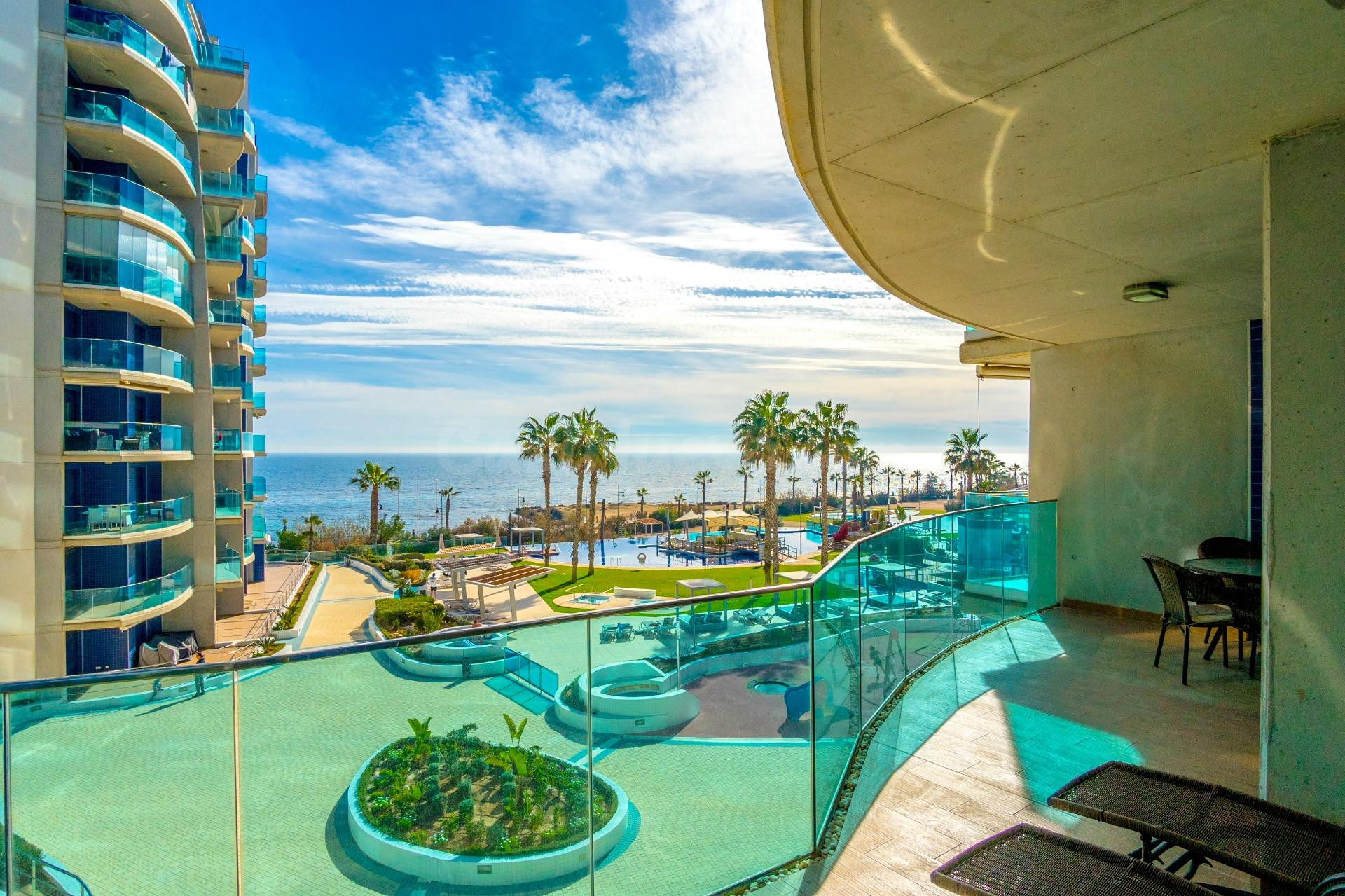 APARTAMENTO CON VISTAS AL MAR! EN PUNTA PRIMA (ORIHUEL COSTA - foto 3