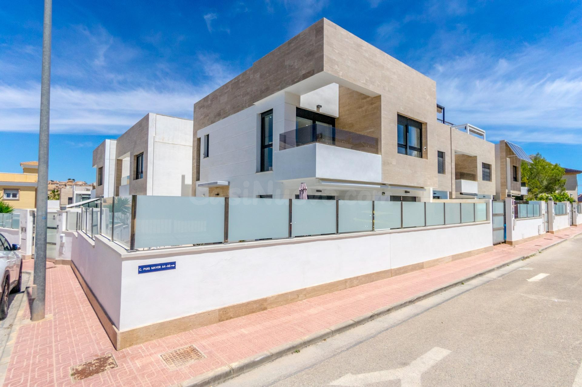 VILLA EN ORIHUELA COSTA (ALICANTE) 3 DORM. 3 BAÑOS. PIACINA  - foto 4