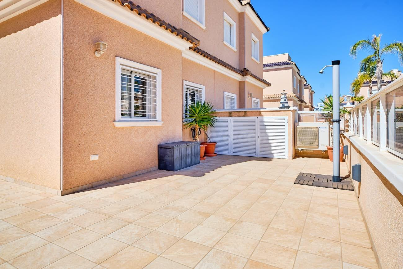 APARTAMENTO DE 3 DORMITORIOS 2 BAÑOS EN LOMAS DE CABO ROIG ( - foto 5