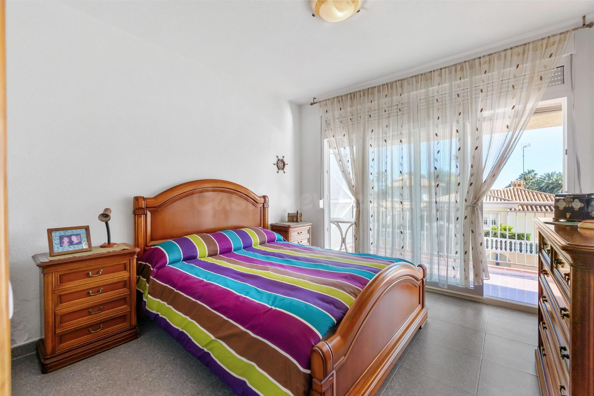 APARTAMENTO DE 4 DORMITORIOS 3 BAÑOS EN LA ZENIA ( ORIHUELA  - foto 5