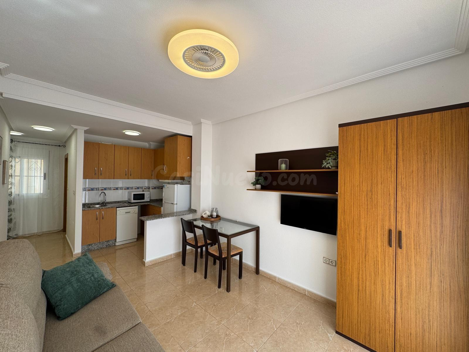 ESTUDIO CON TERRAZA EN TORREVIEJA ( PLAYA DEL CURA )