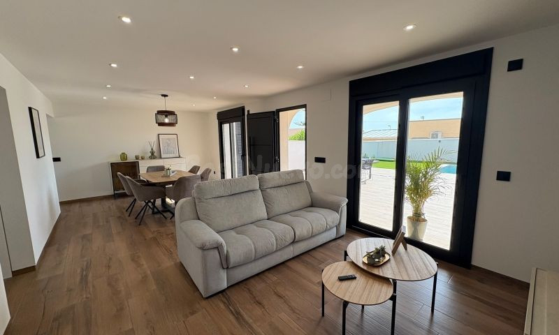 CHALET DE 3 DORMITORIOS 2 BAÑOS EN CABO ROIG ( ORIHUELA COST - foto 2