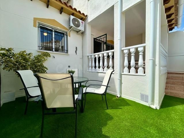ADOSADO DE 3 DORMITORIOS 2 BAÑOS EN LOS ALTOS ( ORIHUELA COS - foto 2
