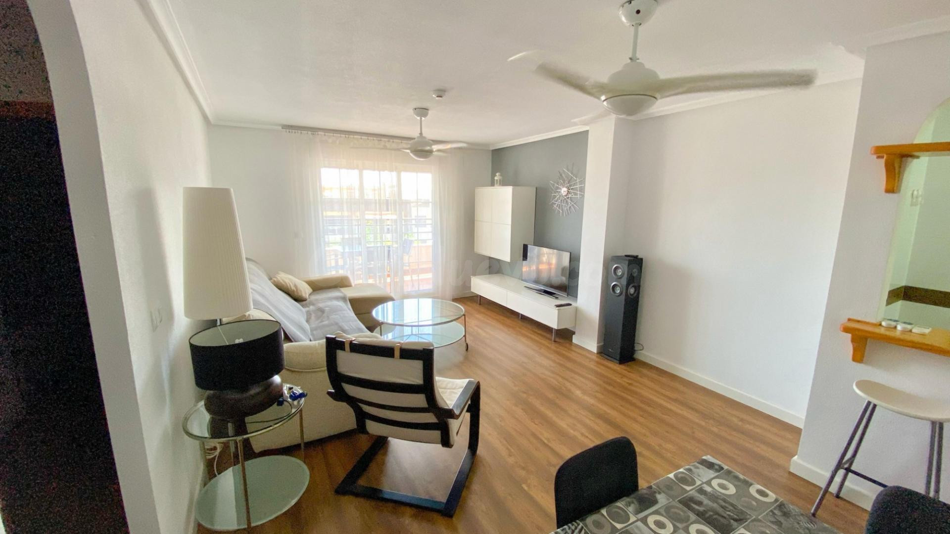APARTAMENTO DE 2 DORMITORIOS Y 1 BAÑO EN MIL PALMERAS (ORIHU - foto 2
