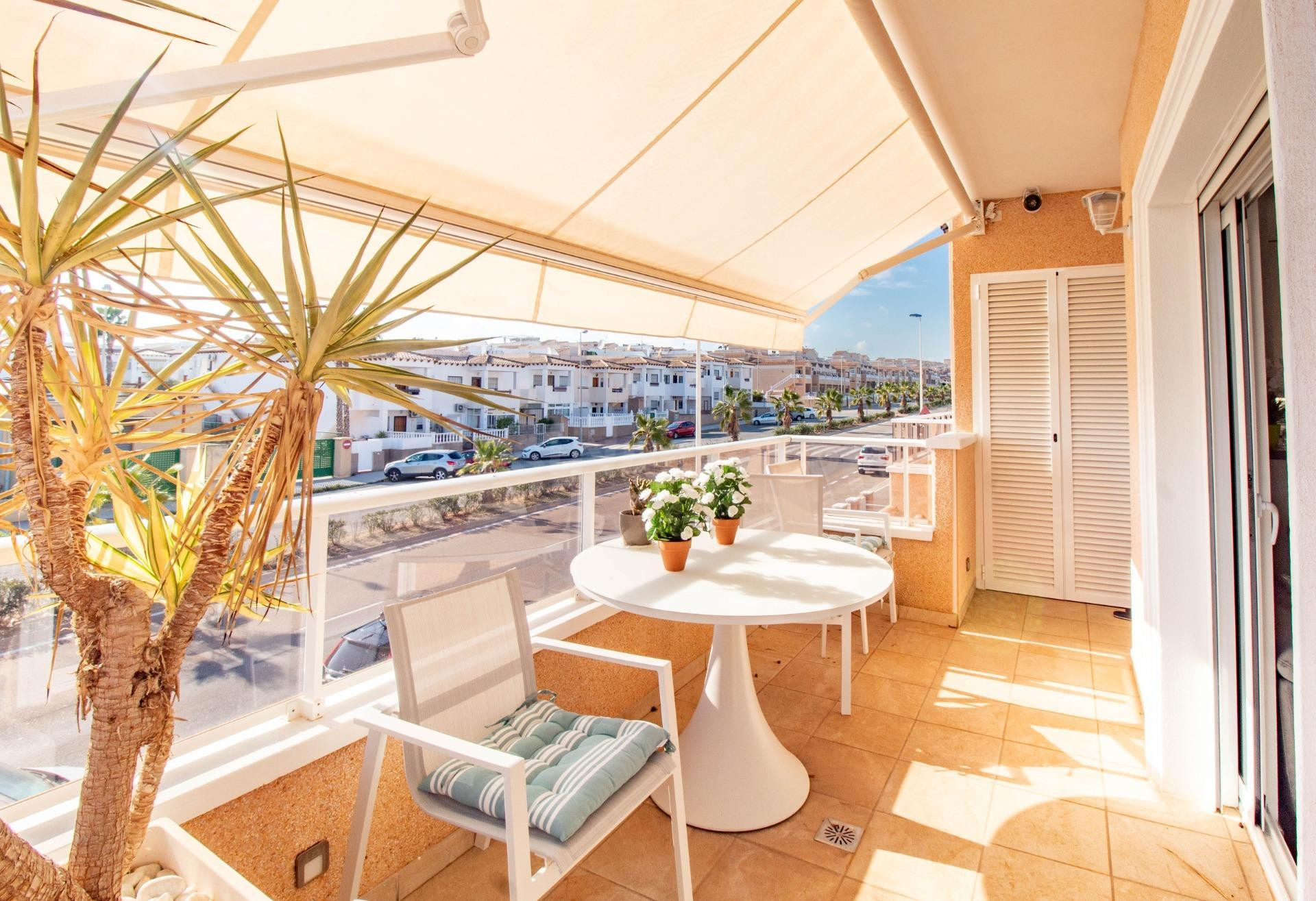 APARTAMENTO DE 2 DORMITORIOS 2 BAÑOS EN ZONA DE PUNTA PRIMA  - foto 2