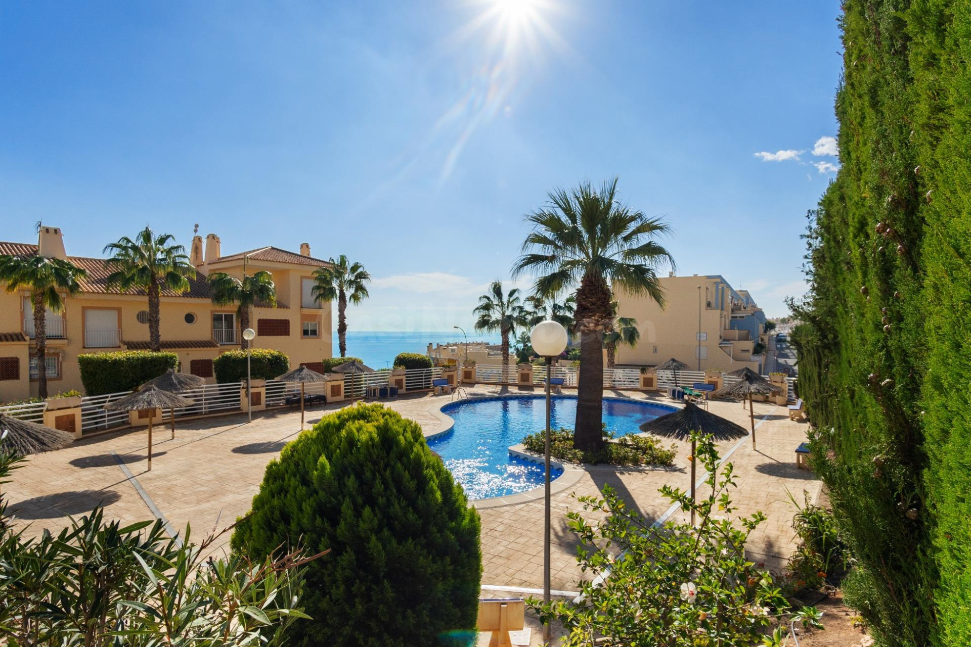 Encantador Apartamento en Primera Línea de Mar en Aguamarina - foto 3