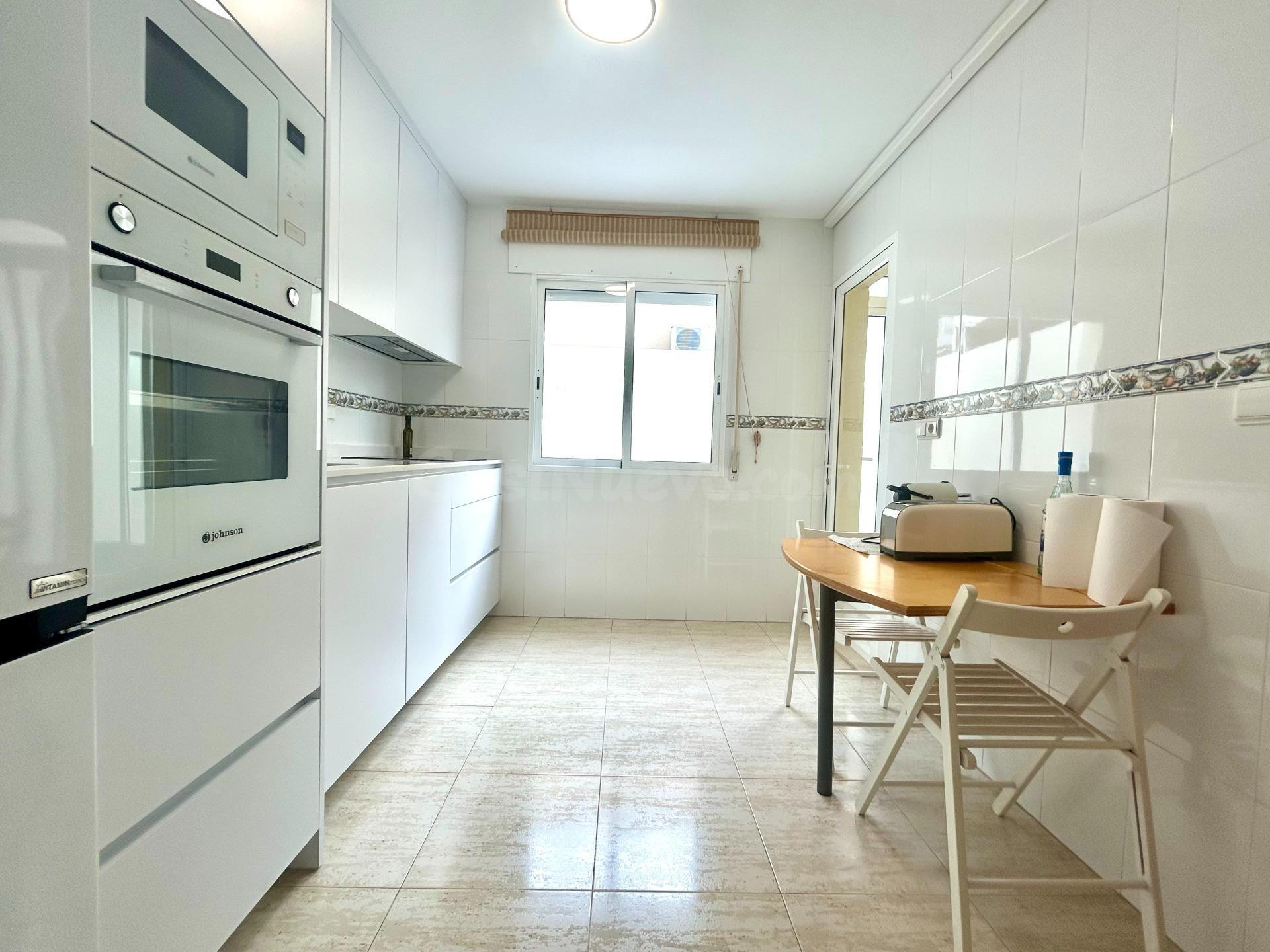 ¡Tu hogar en el paraíso mediterráneo de Campoamor! 🌊🏡 - foto 3
