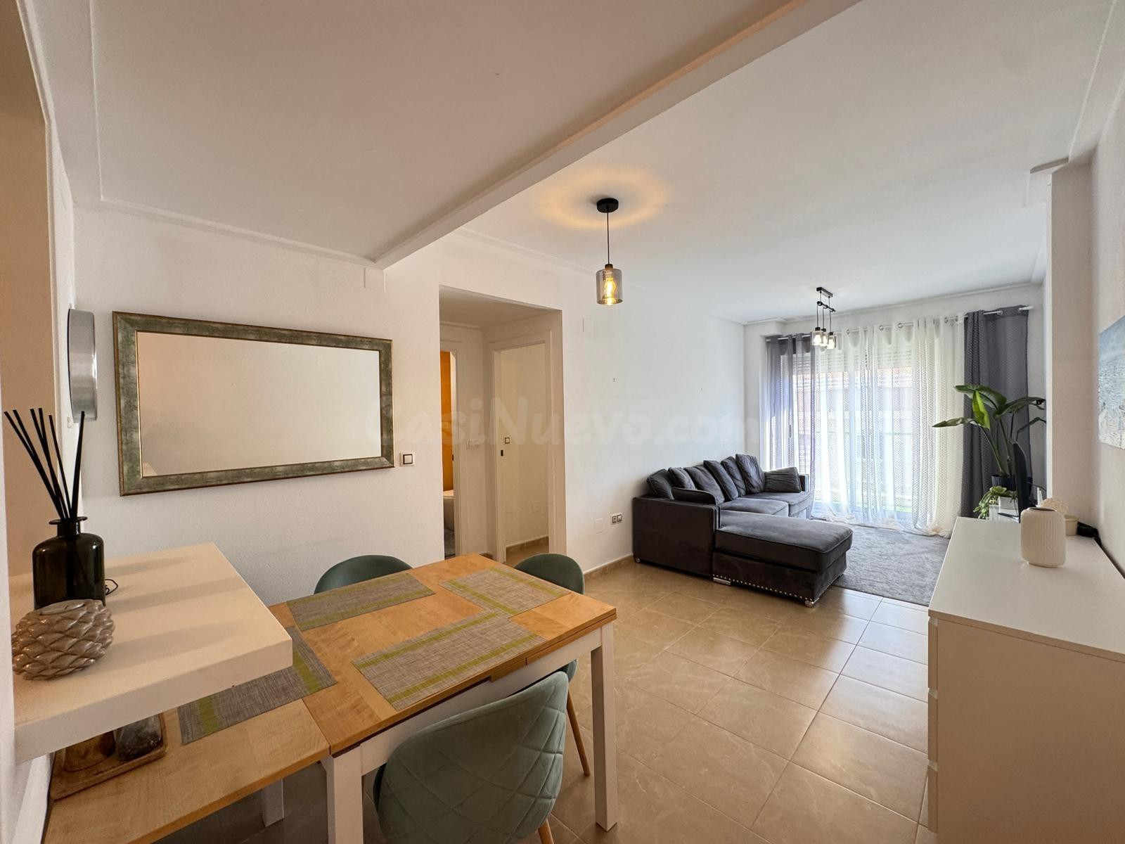 APARTAMENTO EN TORREVIEJA A 500 METROS DE LA PLAYA DE 3 DORM - foto 2