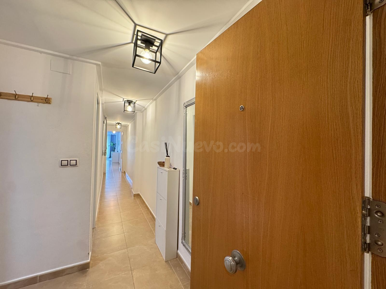 APARTAMENTO EN TORREVIEJA A 500 METROS DE LA PLAYA DE 3 DORM - foto 3