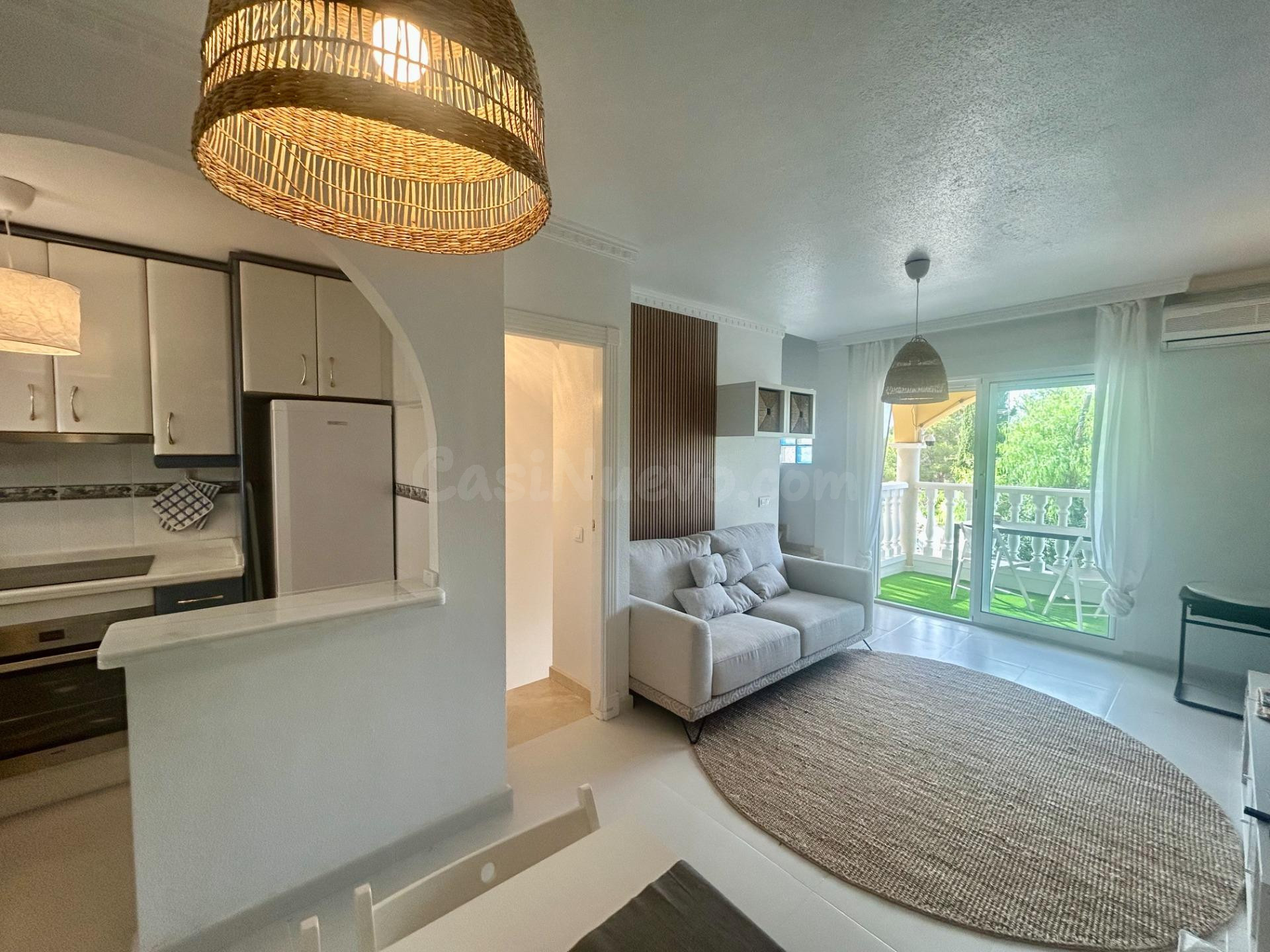 Tríplex Adosado en Venta: Tu Refugio Mediterráneo en Montema - foto 4
