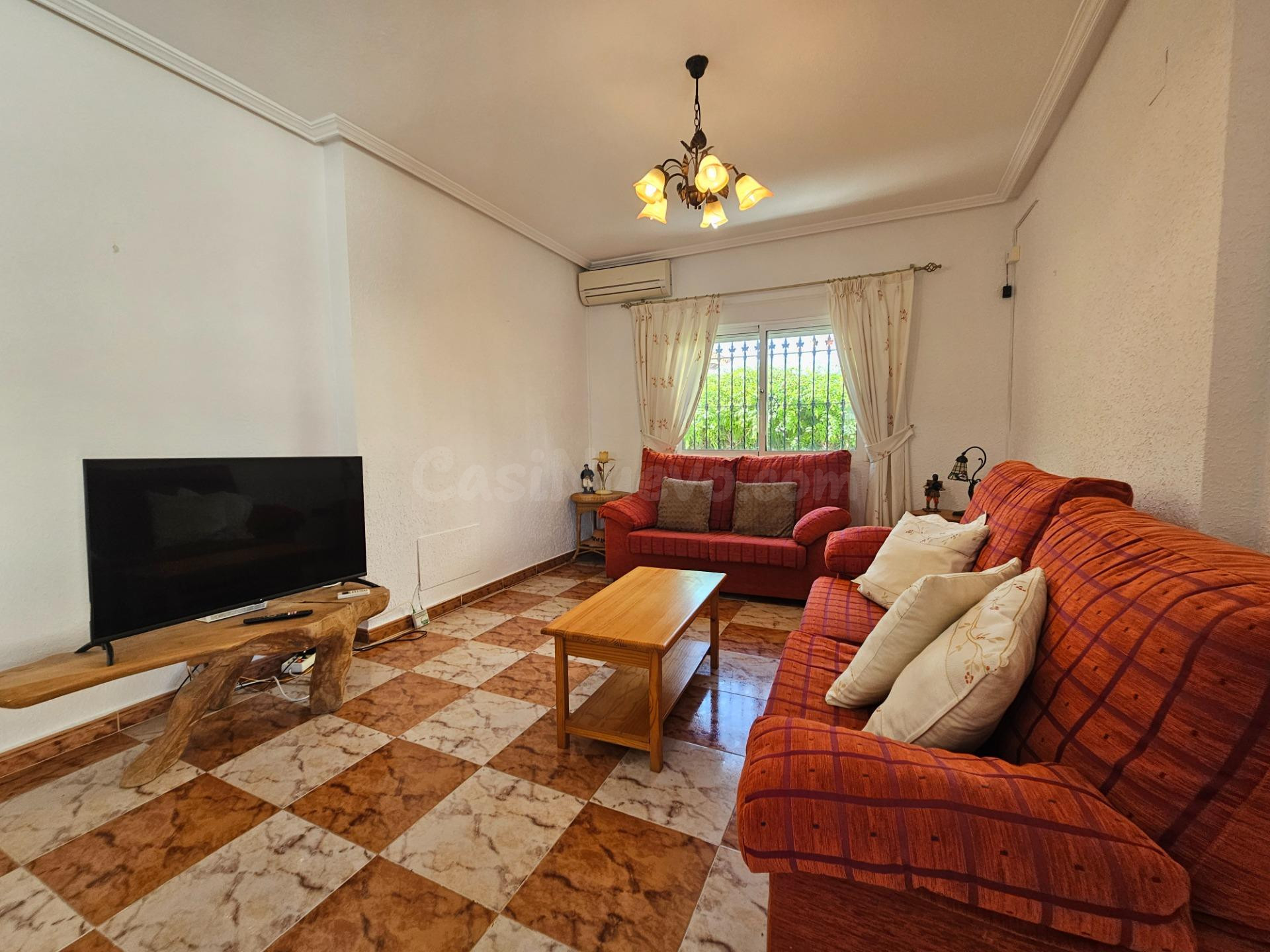 Villa de 4 dormitorios en venta en Cabo Roig (Orihuela costa - foto 2