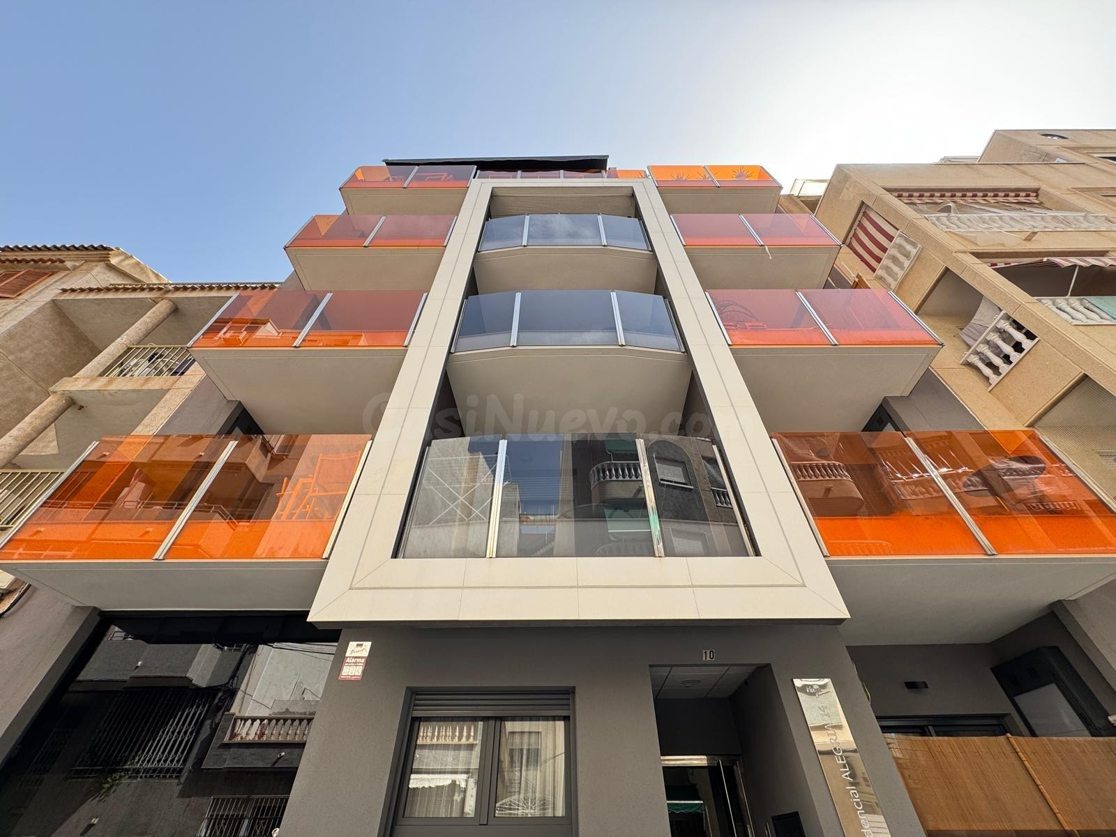 SEMINUEVO APARTAMENTOO EN TORREVIEJA CON SUPERFICIE 87 M2. P - foto 3
