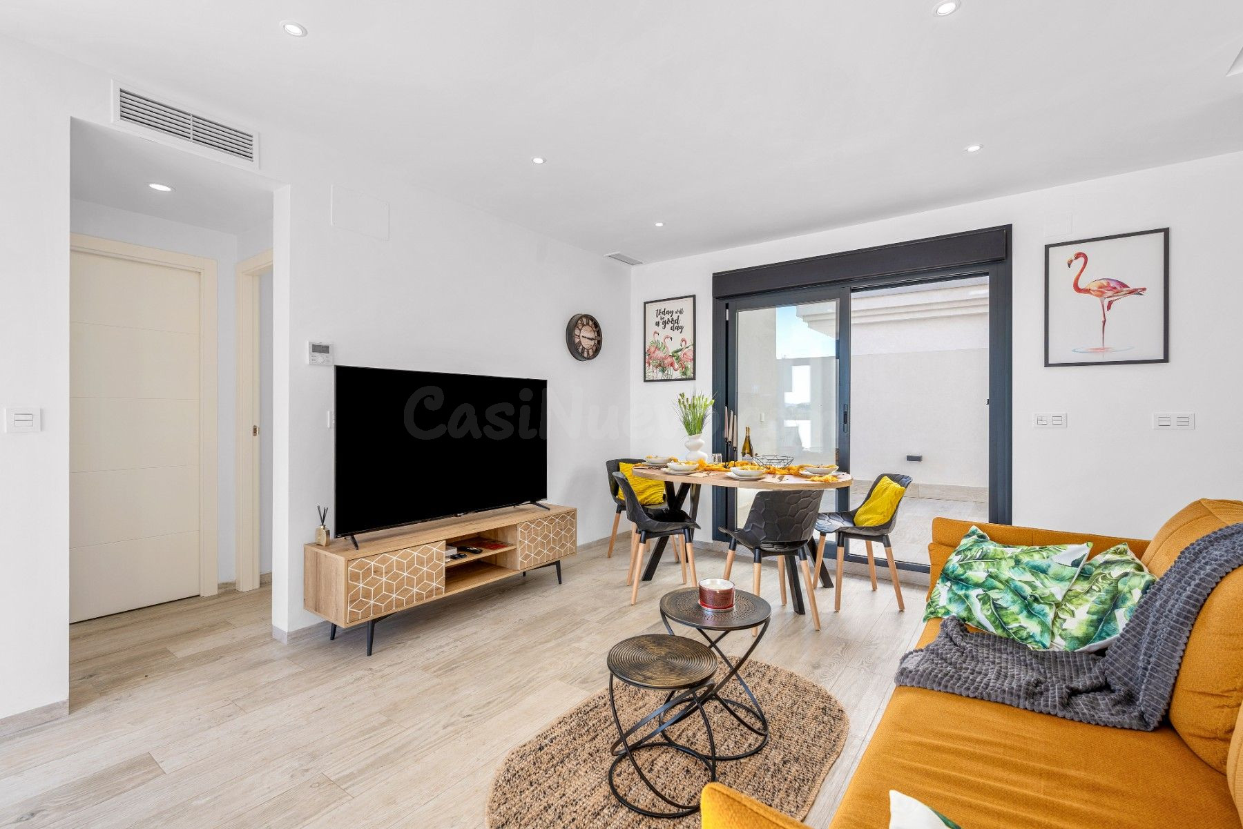 VILLA DE 4 DORMITORIOS Y 3 BAÑOS EN LOS ALCAZARES (ALICANTE) - foto 3