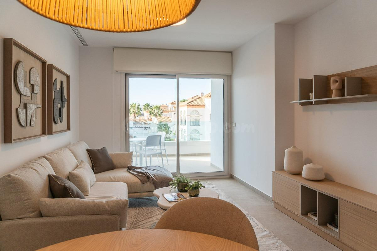 APARTAMENTO DE 2 DORMITORIOS, 2 BAÑOS, GARAJE Y PISCINA EN P - foto 3