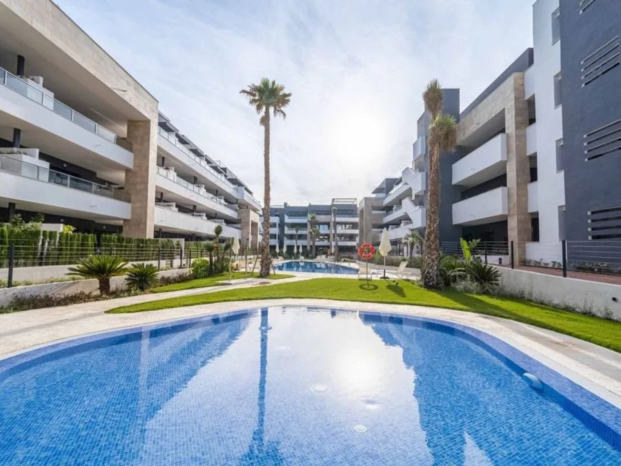 APARTAMENTO DE 3 DORMITORIOS, 2 BAÑOS, TRASTERO Y GARAJE EN  - foto 3