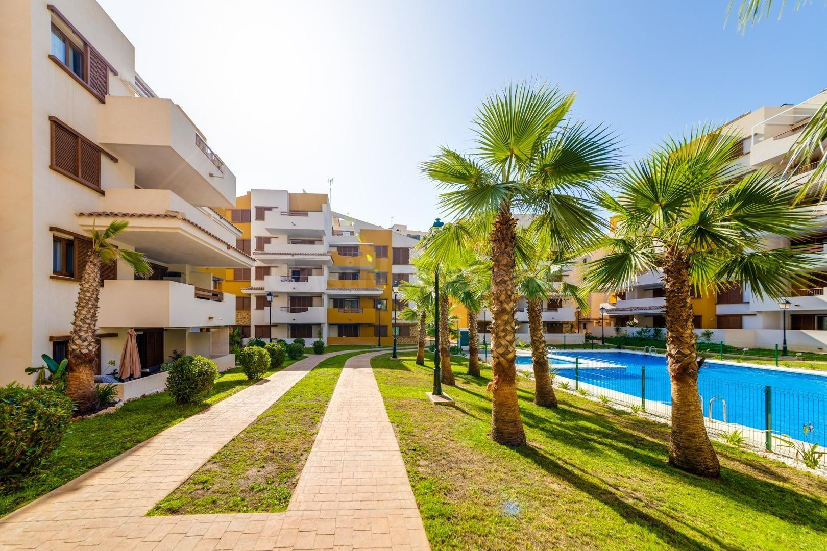 Apartamento en el complejo La Entrada, Punta Prima ( Orihuel - foto 4