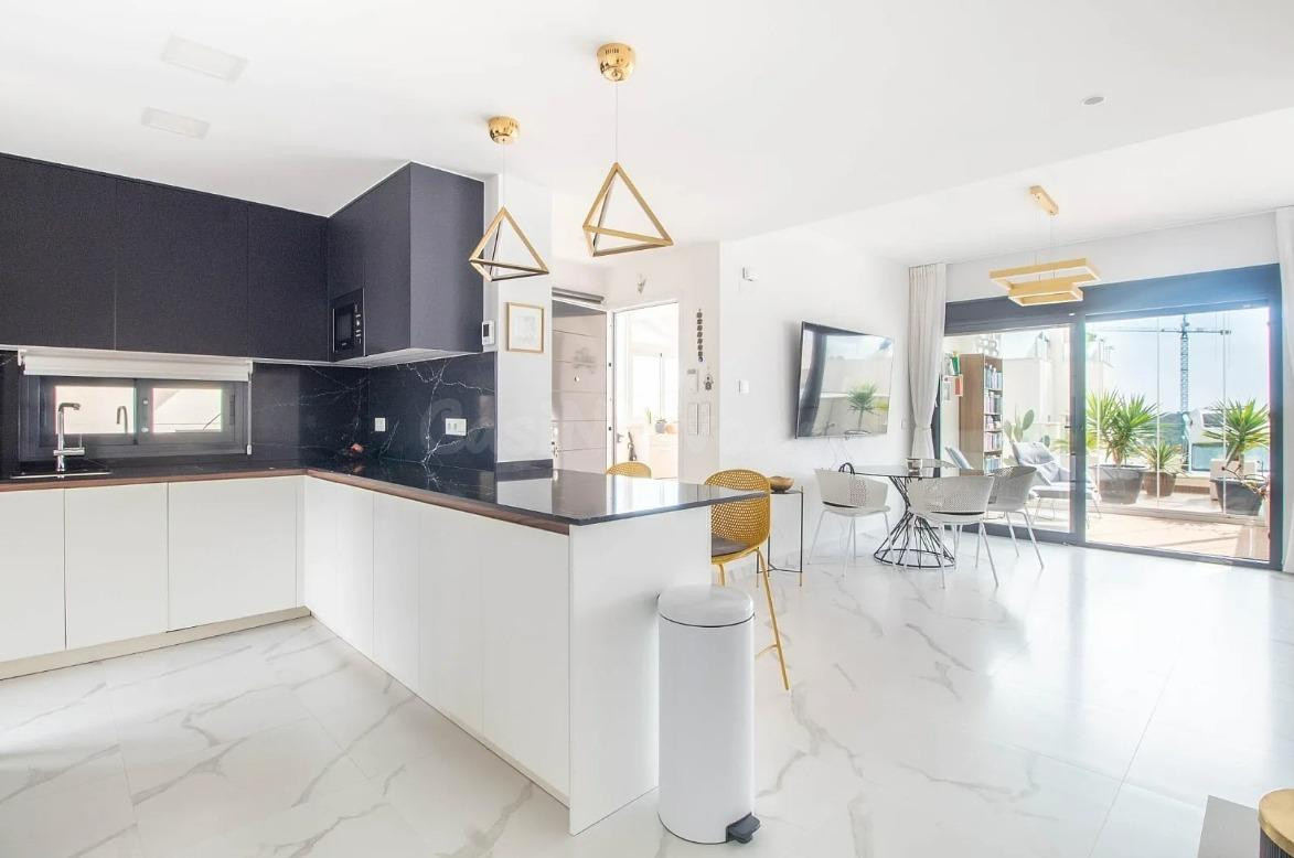 APARTAMENTO DE 2 DORMITORIOS Y 2 BAÑOS EN SAN MIGUEL DE SALI - foto 3