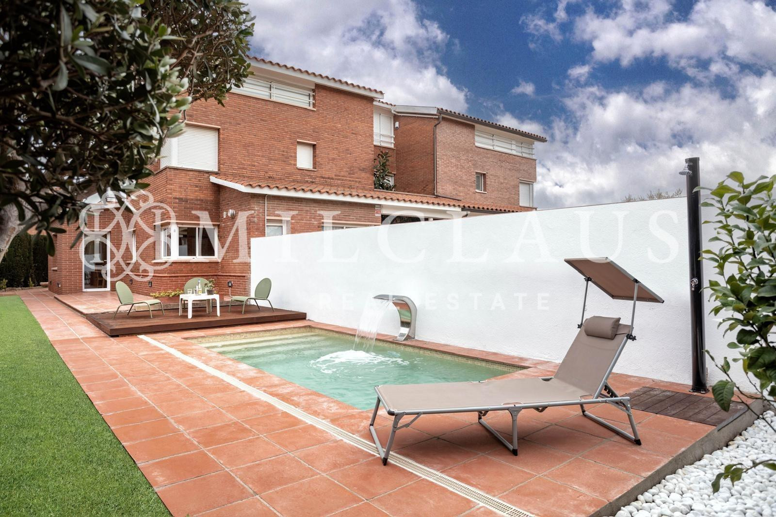 Chalet pareado en venta en Calle dels Oms