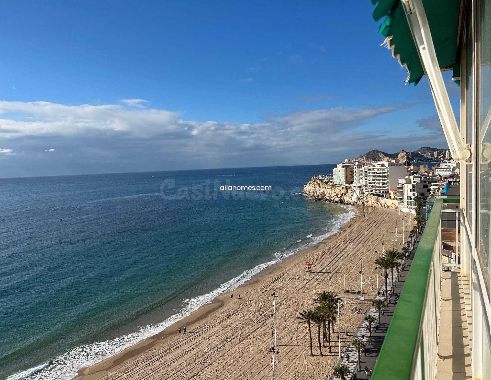 Piso en venta primera Línea Playa Levante - foto 3