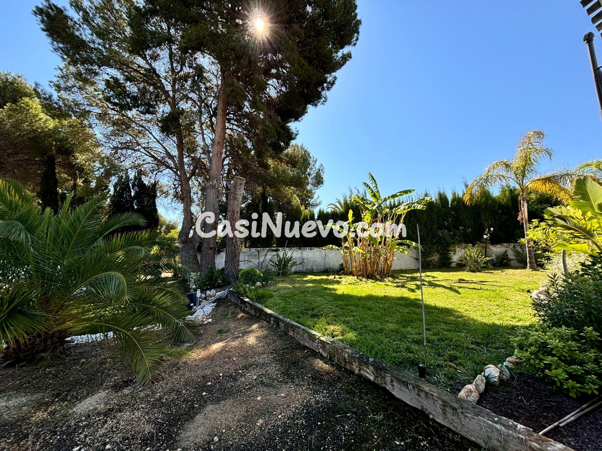 GRAN CHALET INDEPENDIENTE CON TRES VIVIENDAS - foto 8