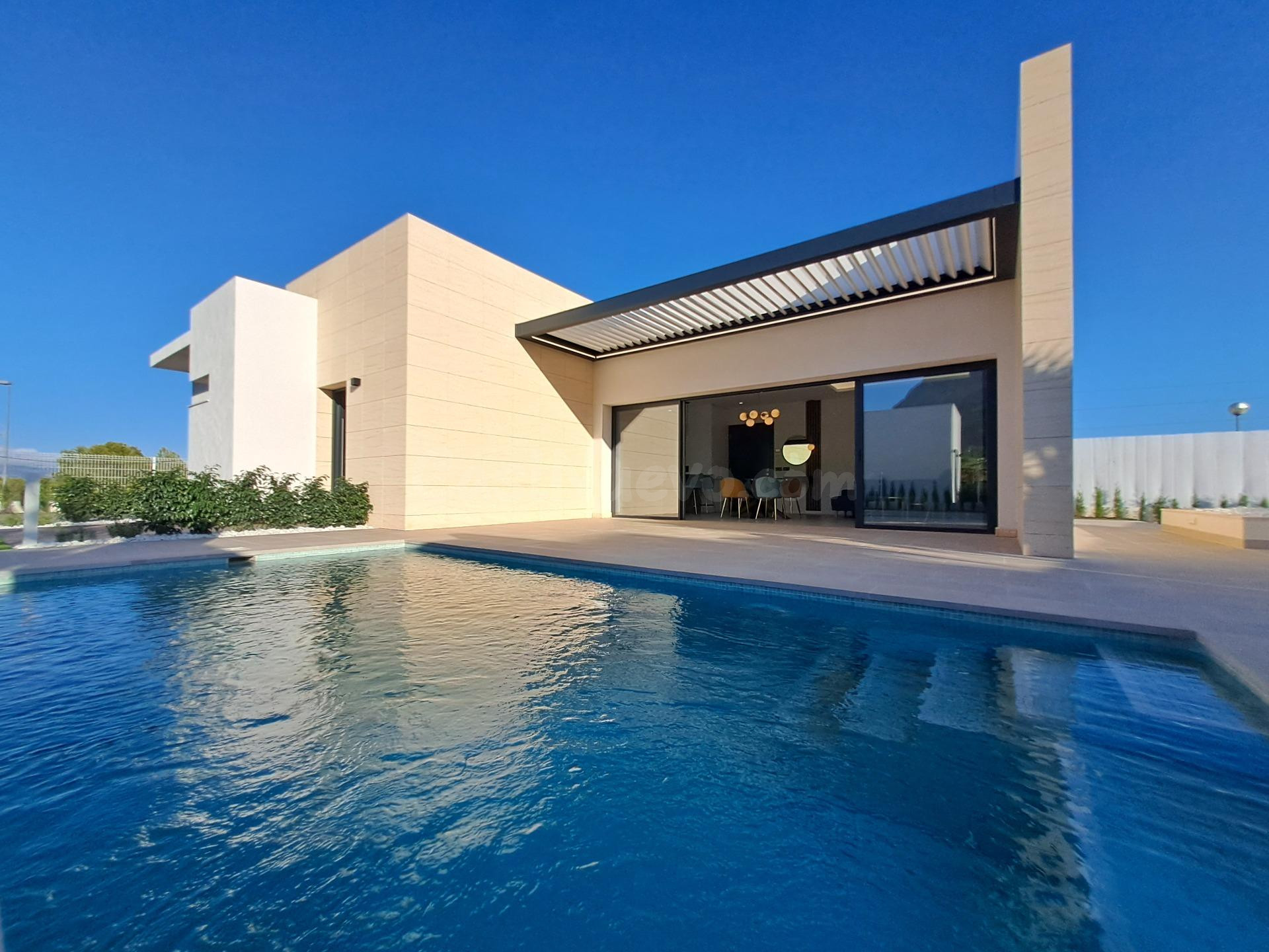 Chalet Independiente en Polop para entrar a vivir