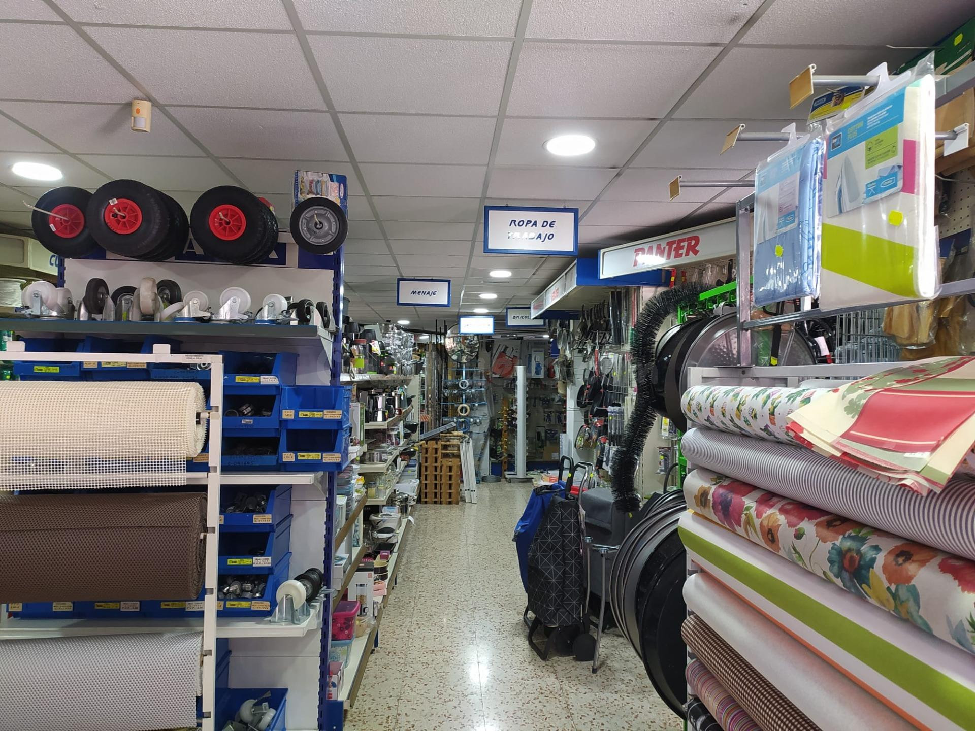 Amplio Local Comercial en el Centro de Benidorm - foto 4