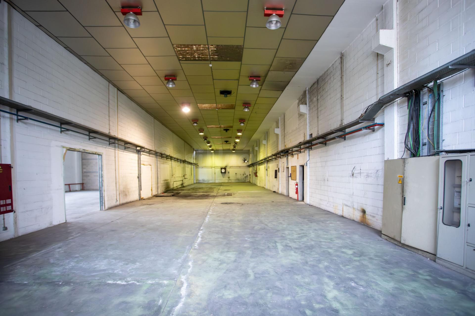 NAVE INDUSTRIAL EN POLIGONO RIU CLAR - foto 5