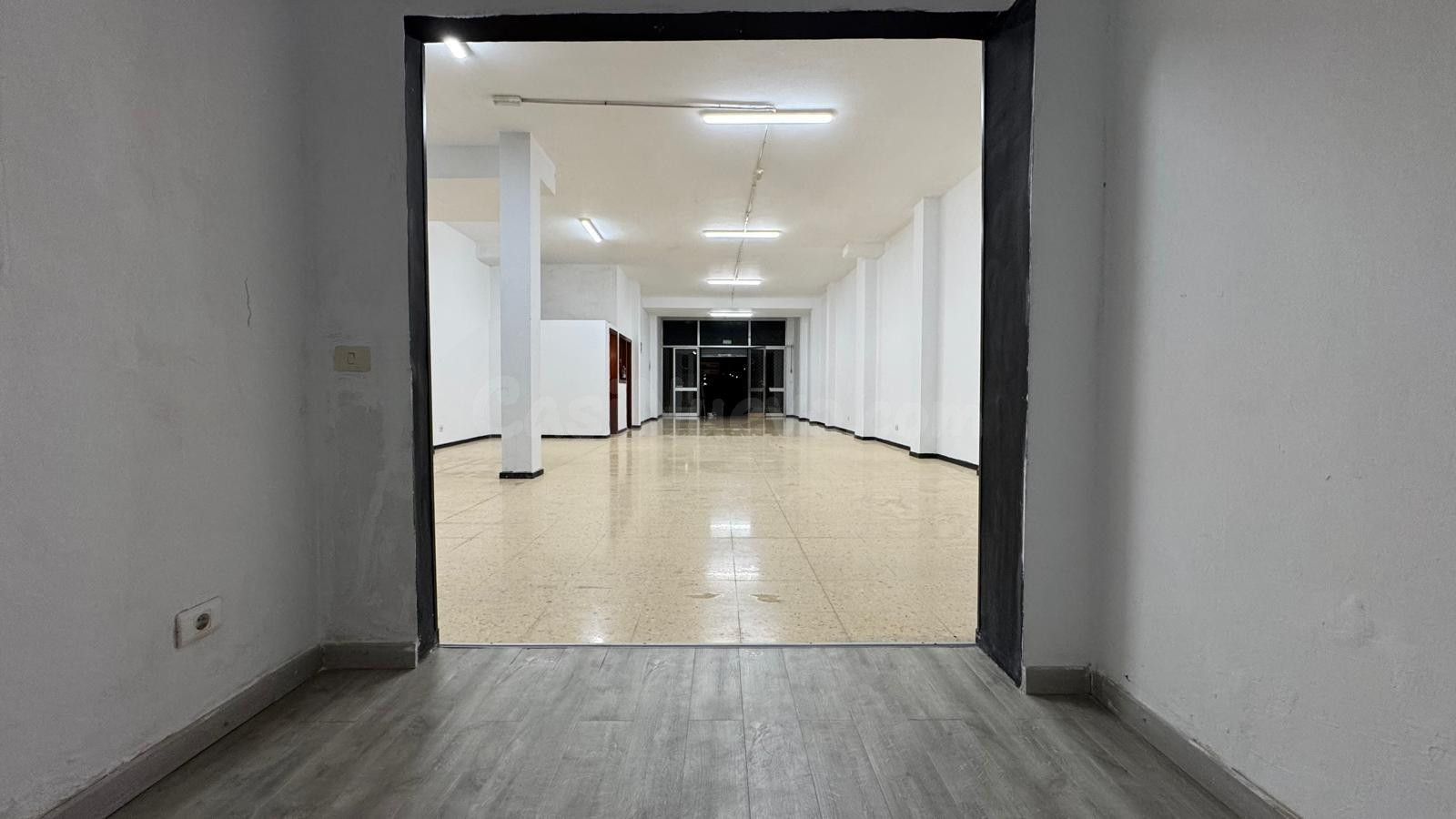 A LA VENTA LOCAL COMERCIAL TAMARACEITE - foto 3
