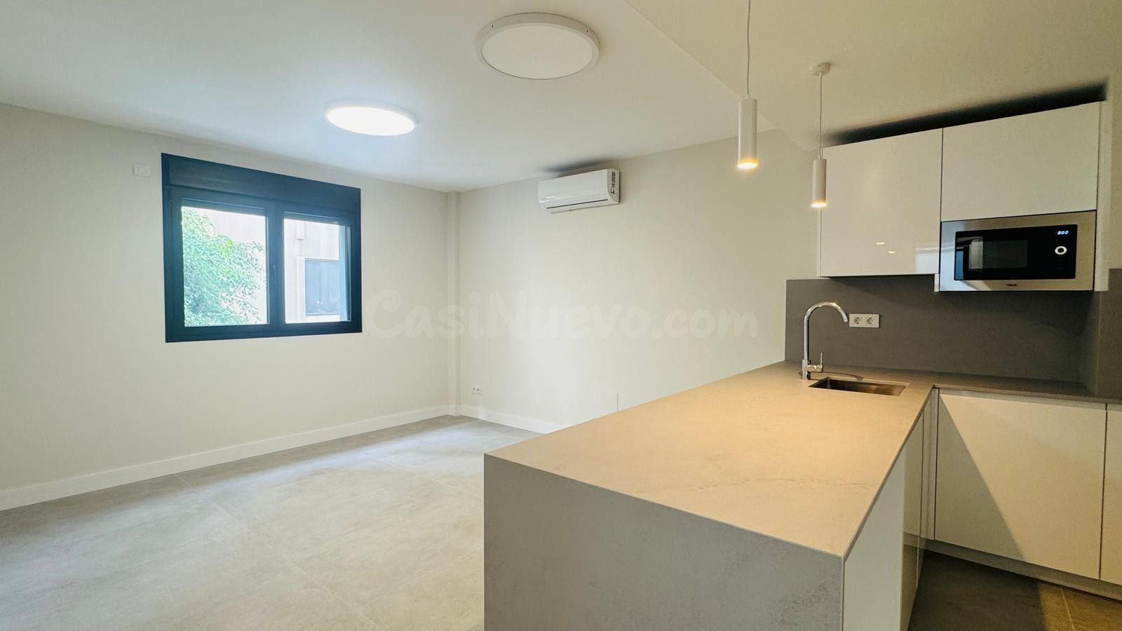 SE ALQUILA PISO A 120M DE LA PLAYA DE LAS CANTERAS