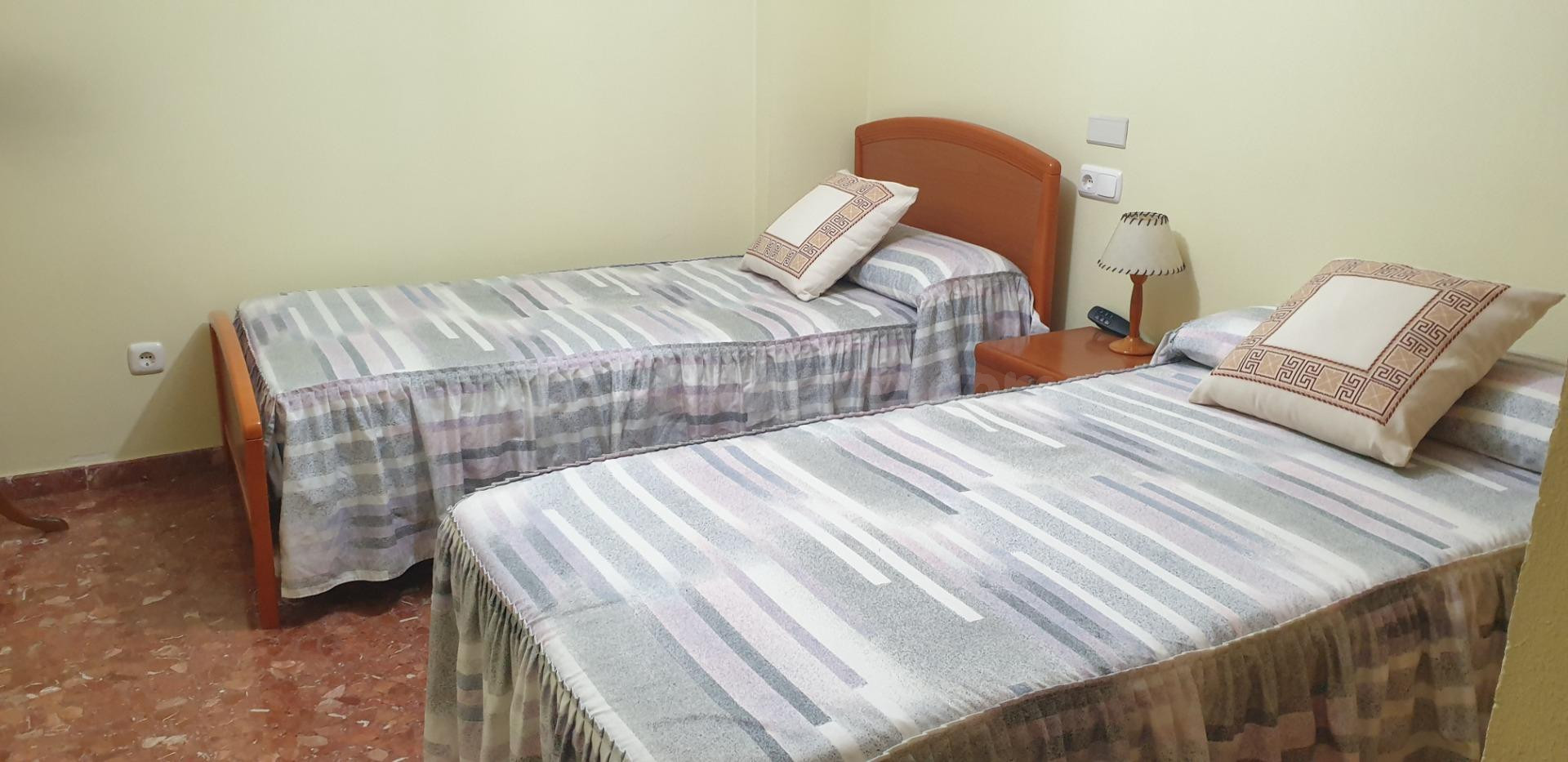 VIVIENDA SEMINUEVA EN ANTIGUOS JUZGADOS - foto 5