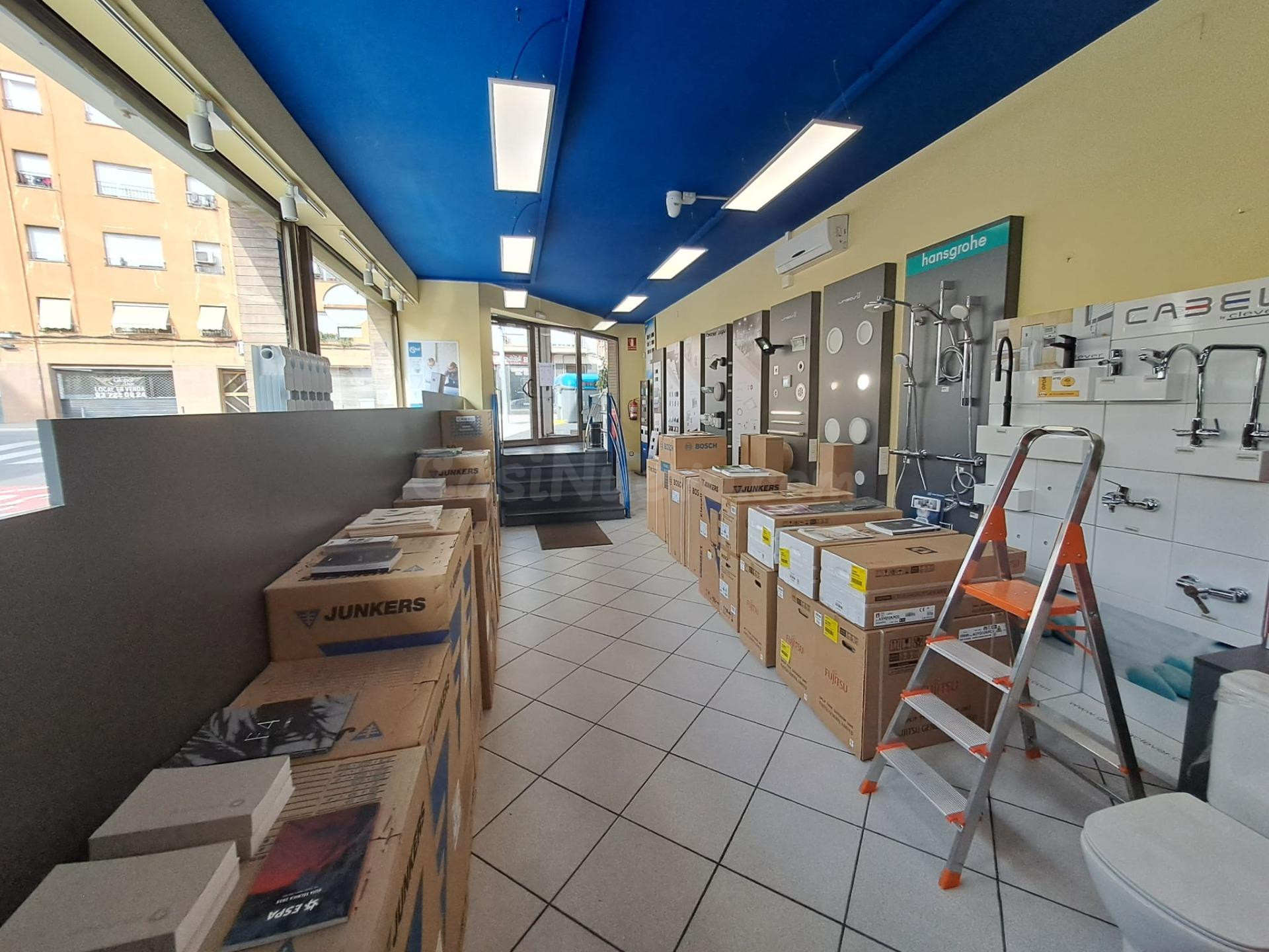 LOCAL COMERCIAL EN CARRETERA DE BARCELONA