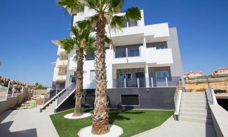 Magní­fico apartamento  entre el mar y el golf!