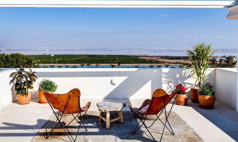 RESIDENCIAL DE OBRA NUEVA EN LOS BALCONES (TORREVIEJA)