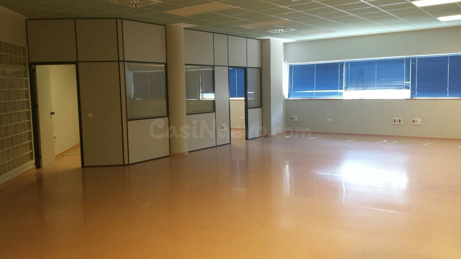 OFICINA DISPONIBLE EN ZONA EMPRESARIAL DE SEVILLA ESTE
