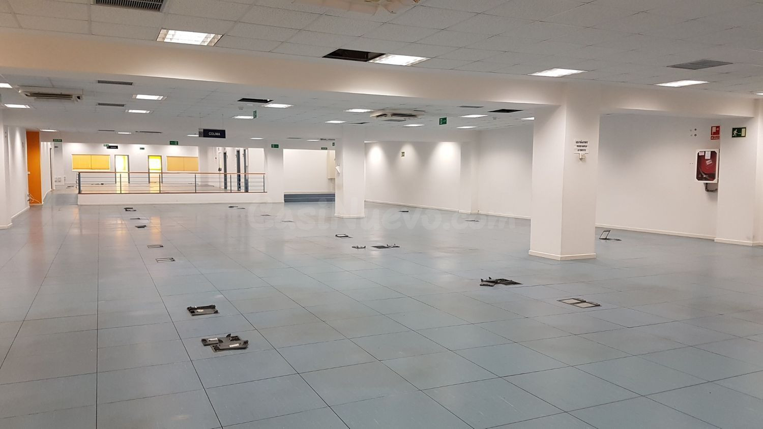 OFICINA EN ALQUILER EN PCT CARTUJA - foto 3
