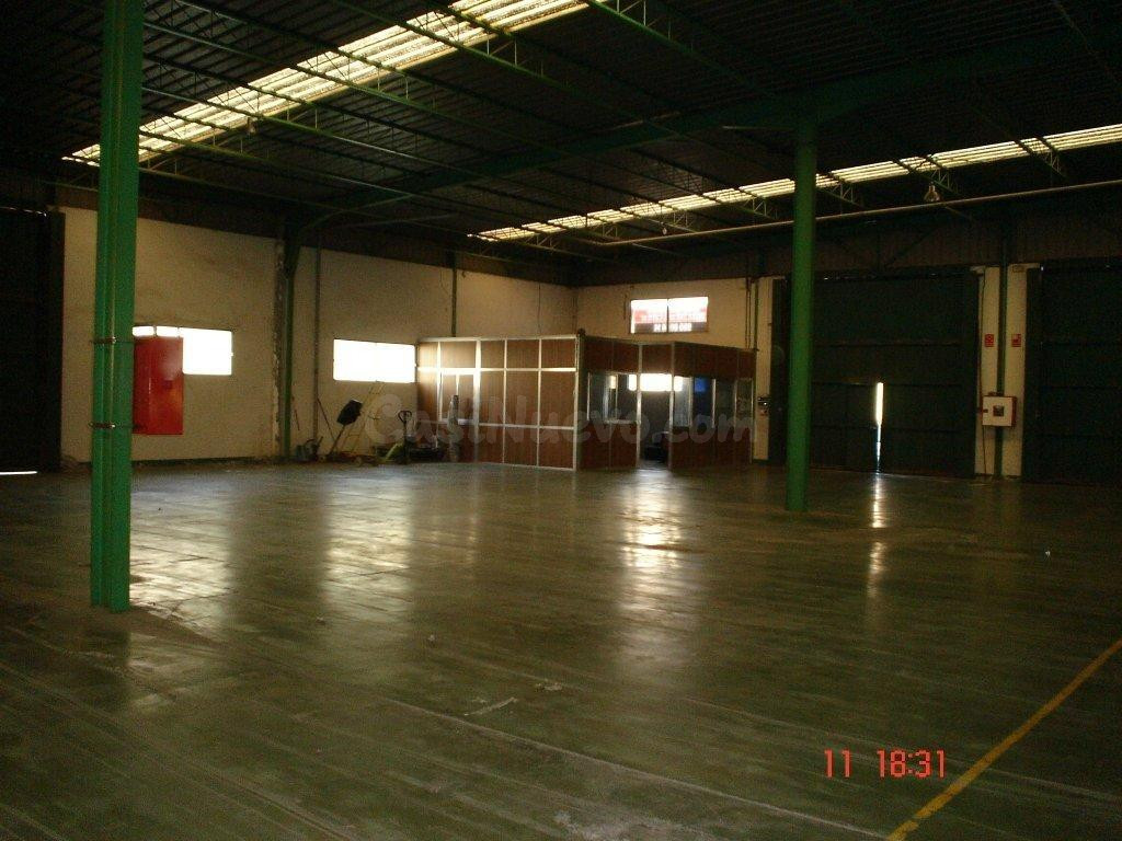 NAVE EN VENTA JUNTO A LA A-92 - foto 5