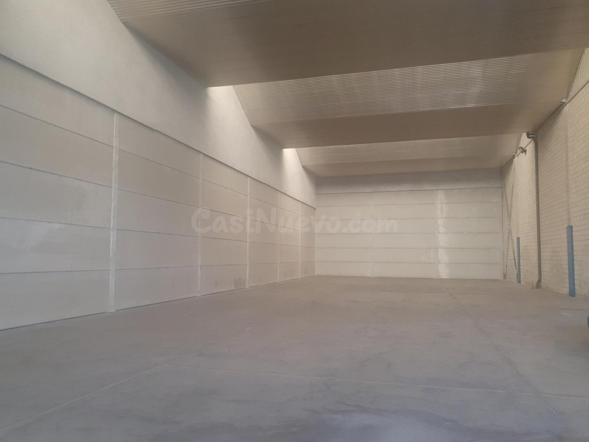 ESTUPENDA NAVE PARA ALMACÉN - foto 4