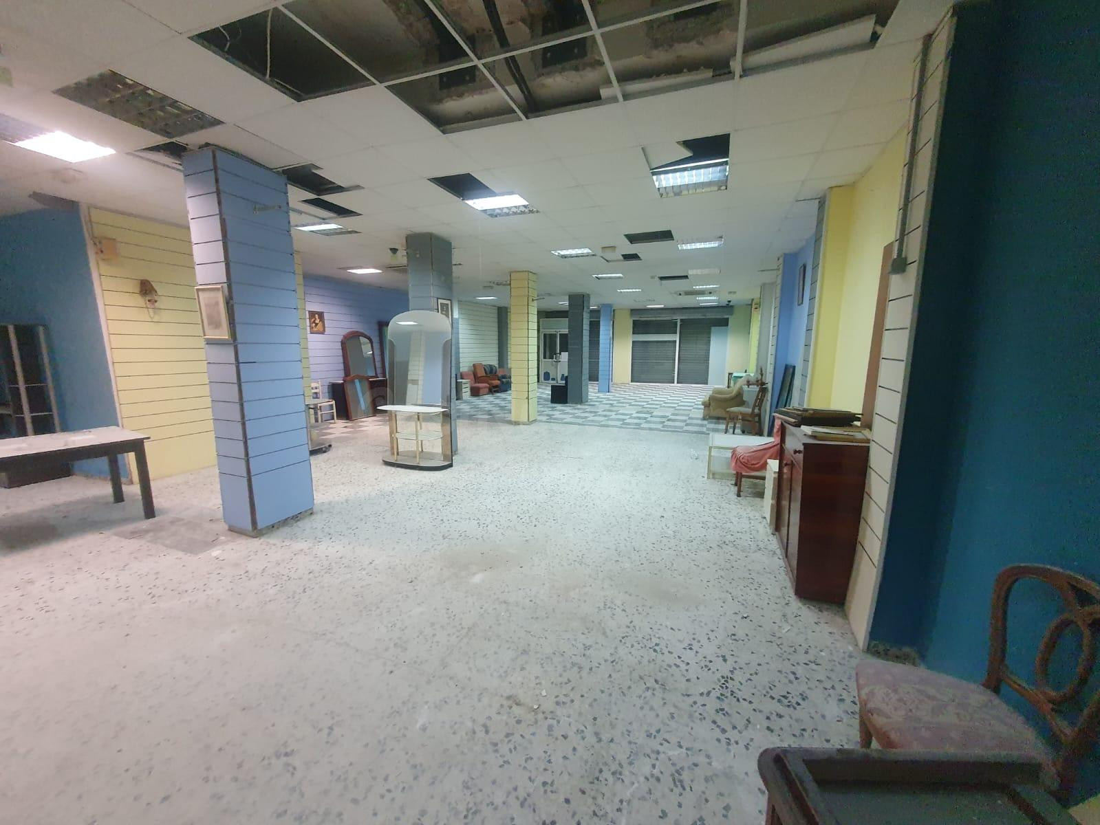 LOCAL COMERCIAL DISPONIBLE EN C/JOSE MARIA DE PEREDA