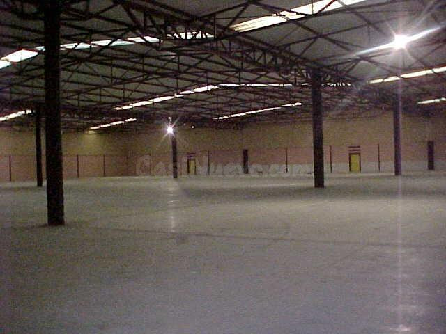 MAGNÍFICA NAVE CON OFICINAS - foto 4