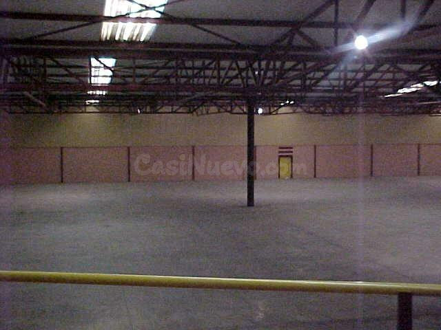MAGNÍFICA NAVE CON OFICINAS - foto 5