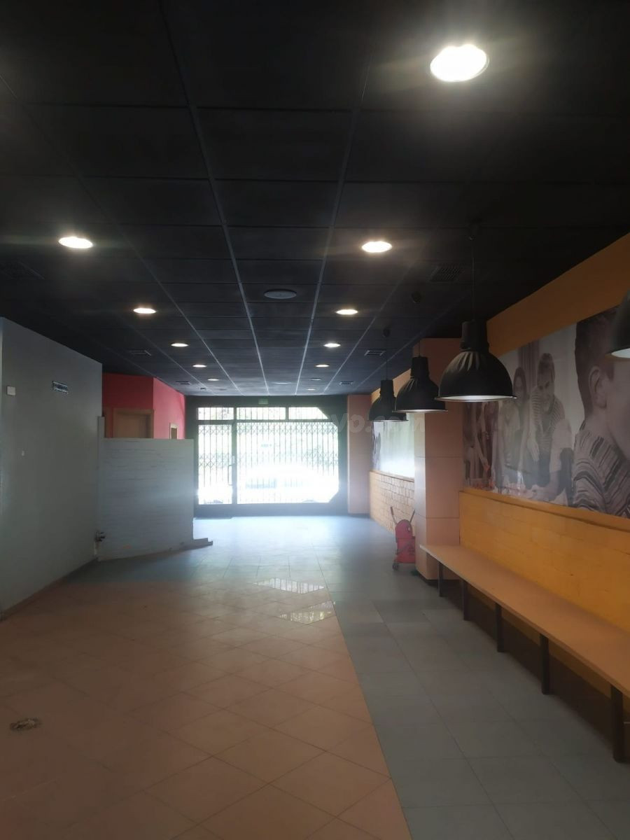 Alquiler local comercial acondicionado en Ourense