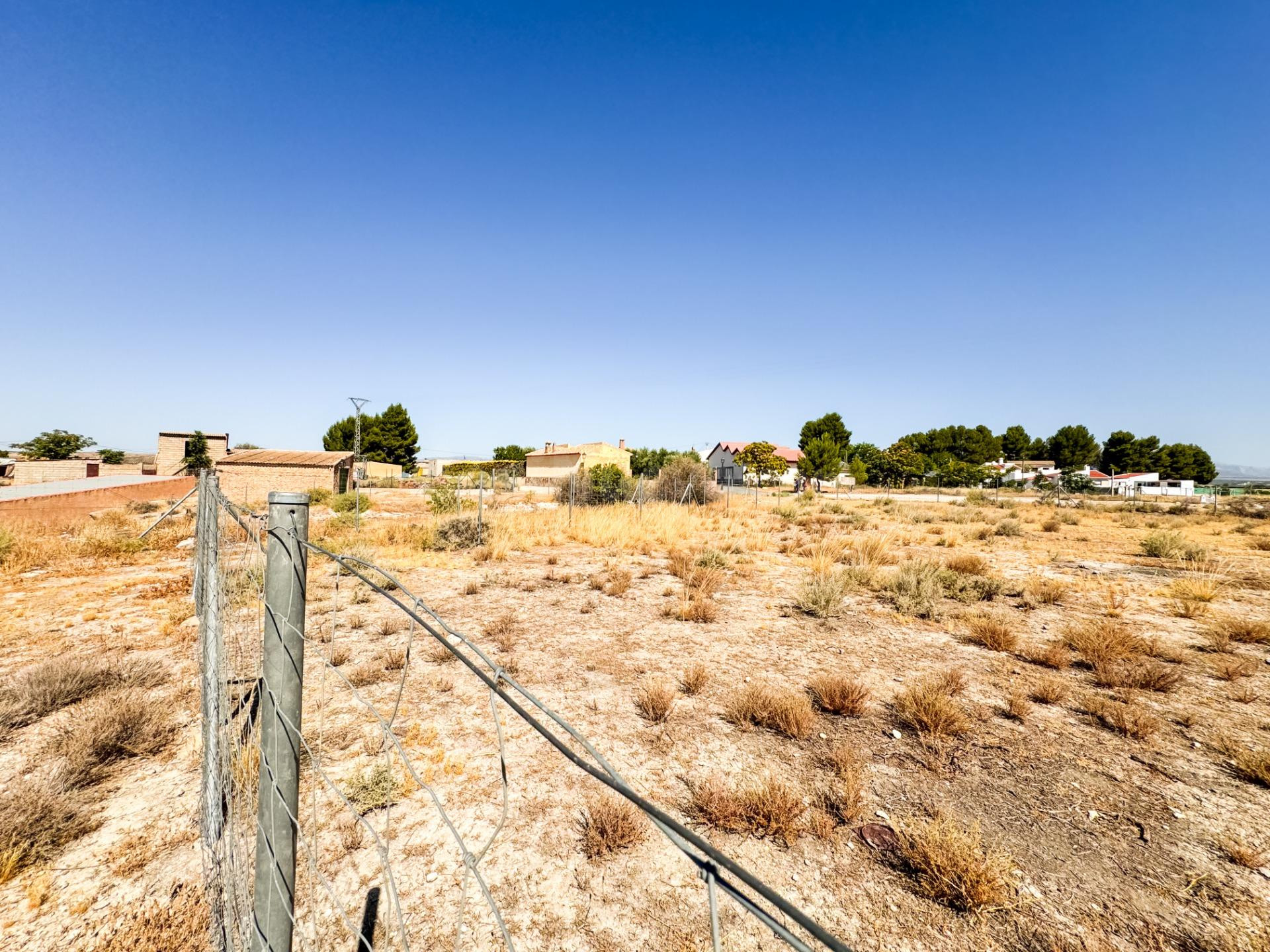SE VENDE SOLAR EN LOS OLIVOS, CASTILLÉJAR (GRANADA) - foto 5
