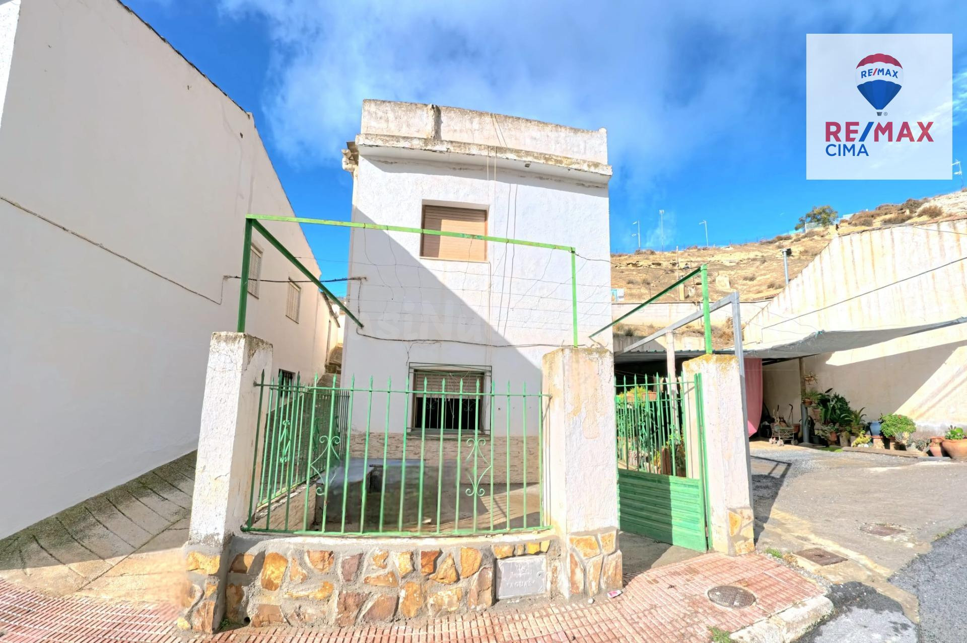 SE VENDE CASA EN CÚLLAR BAZA